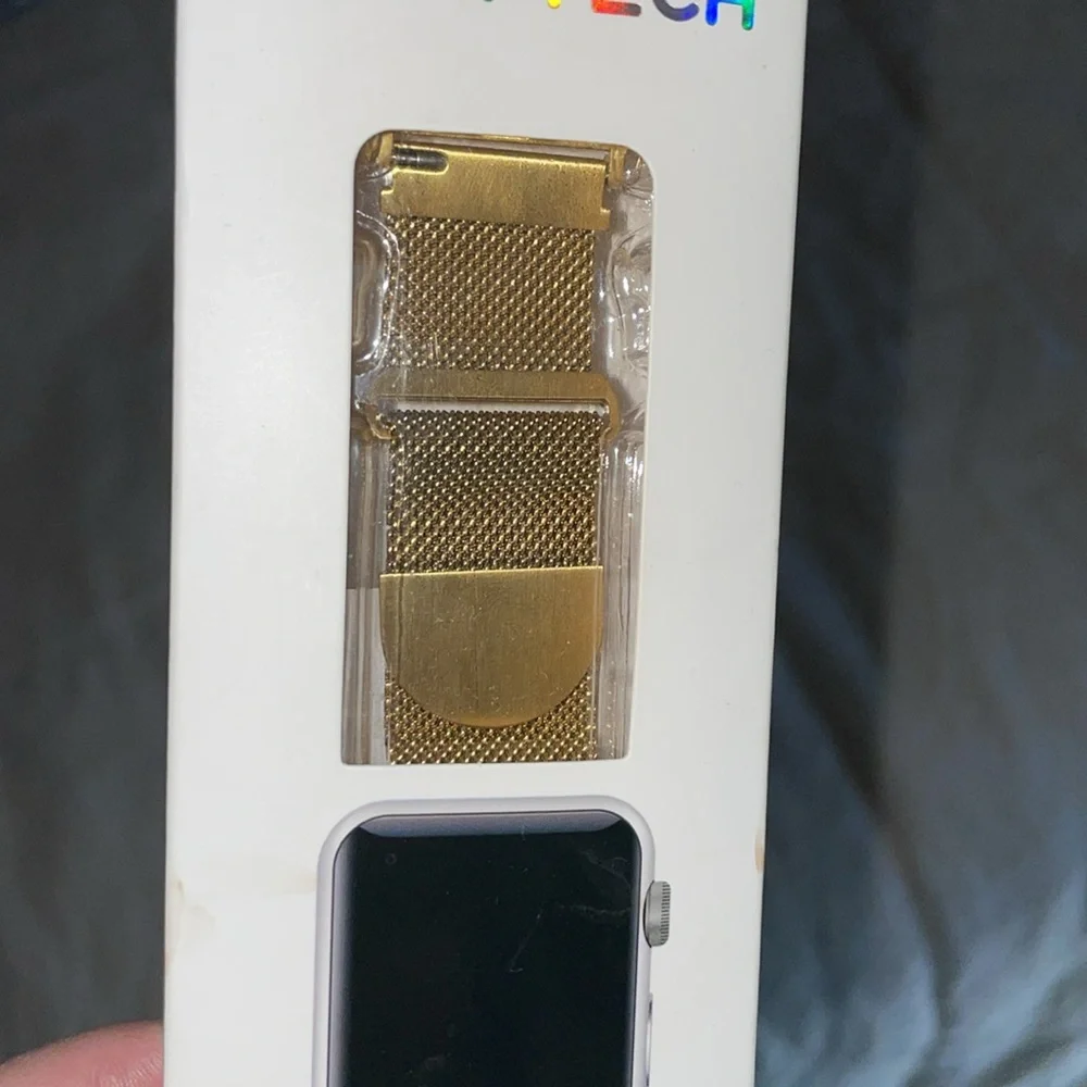 ❤️ NIB Gold Metal Apple Watch Band ❤️ F5